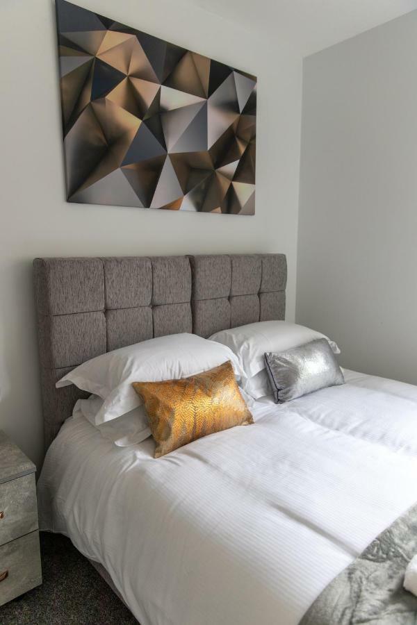 London Northwick Park Serviced Apartments By Riis Property Харроу Экстерьер фото