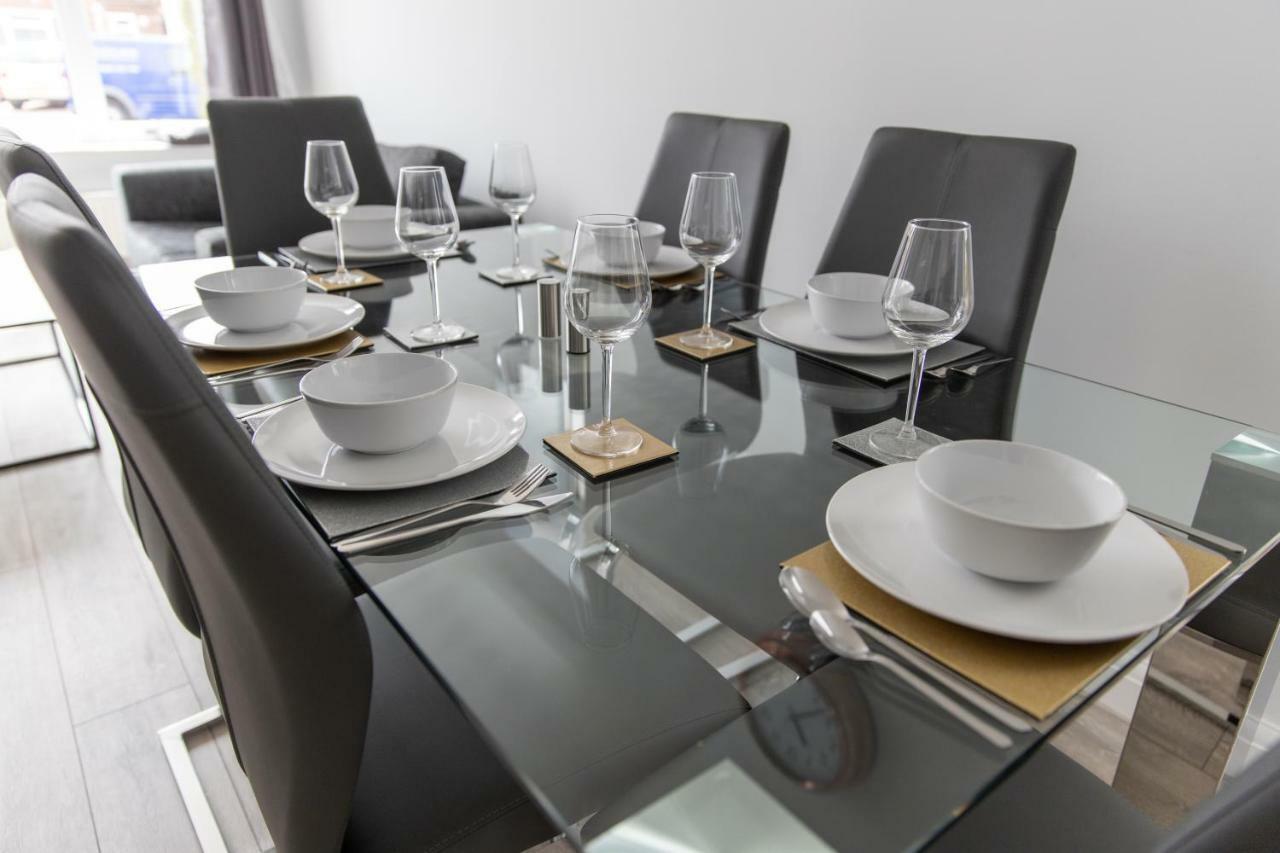 London Northwick Park Serviced Apartments By Riis Property Харроу Экстерьер фото