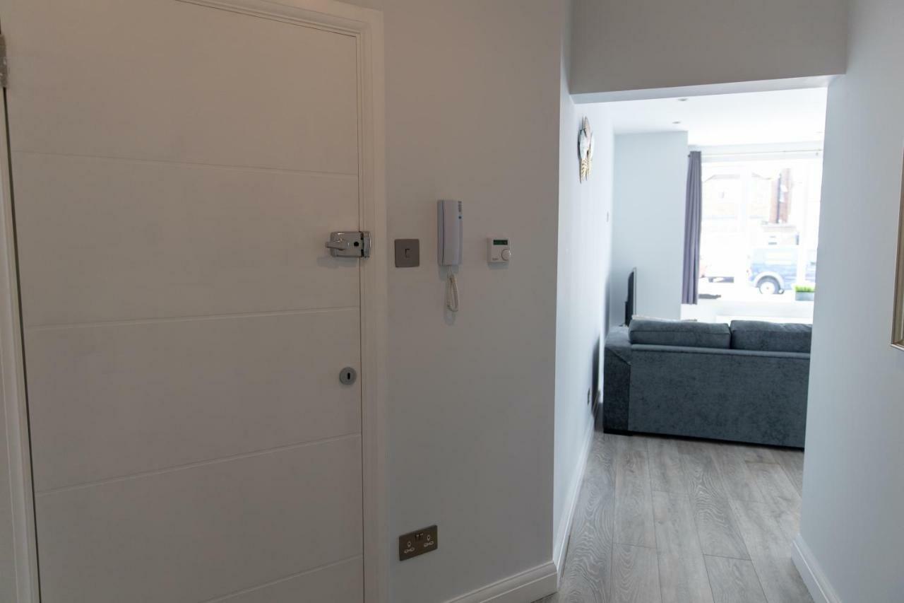 London Northwick Park Serviced Apartments By Riis Property Харроу Экстерьер фото