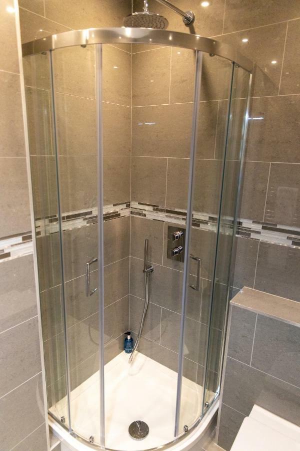 London Northwick Park Serviced Apartments By Riis Property Харроу Экстерьер фото